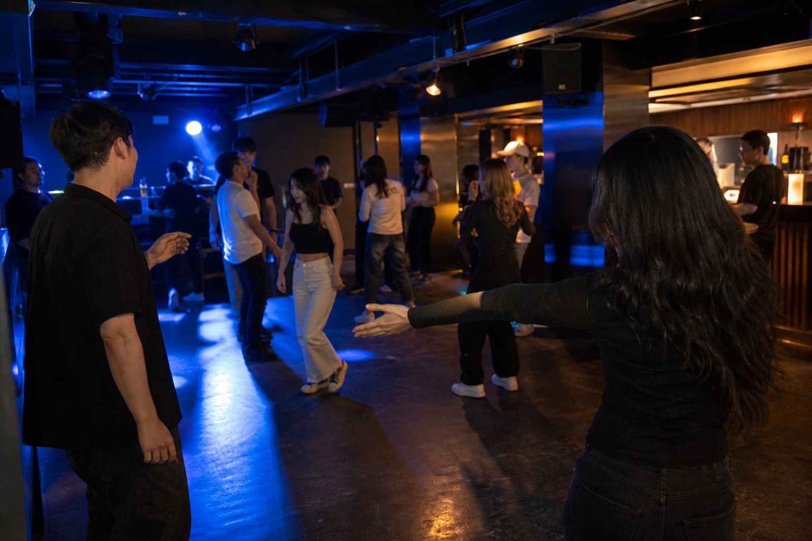 Practical details connected to Seoul dance-music culture